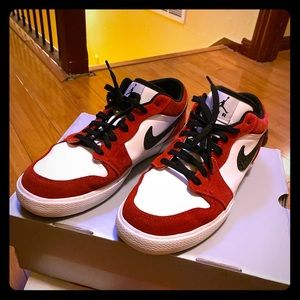 jordan 1  chicago red low